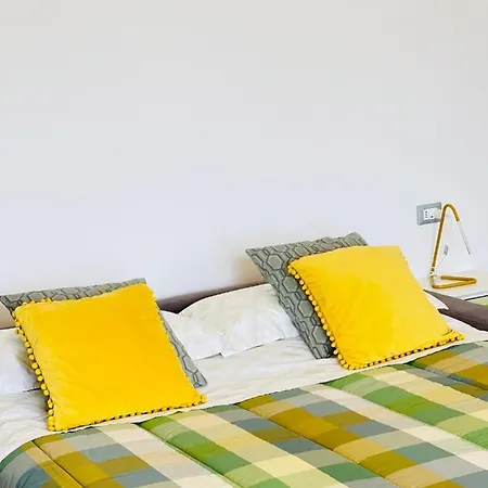 Smart Design Station Apartment