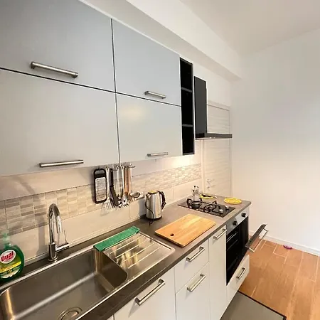 Apartament Smart Station Design *