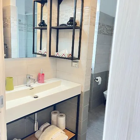 Apartment Smart-station-central-apartment-free Parking *