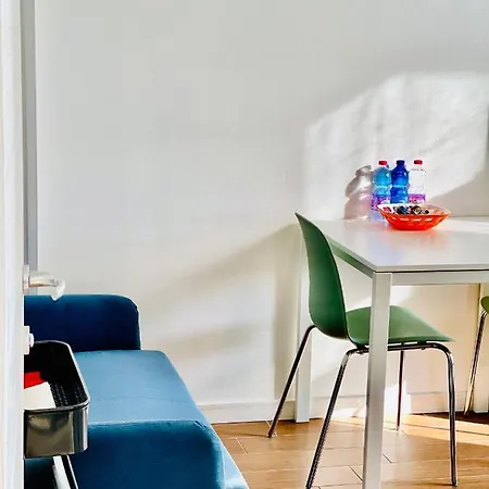 Smart Design Station Apartment