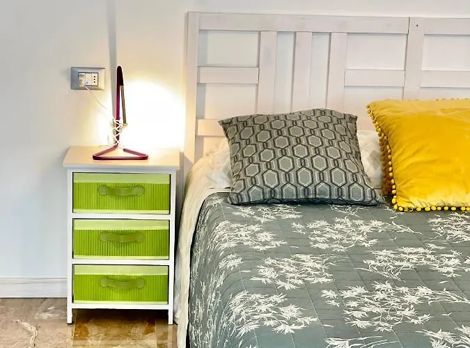 Smart-apartment Station-free Parking Apartamento